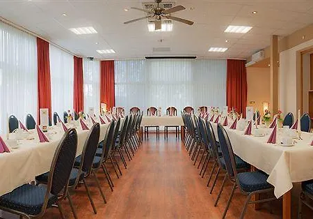 Center فندق Rossau